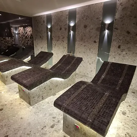 Apartmanica Double 101-12, With Ac, Big Terrace, St Ivan Rilski 4 Star Resort, Банско