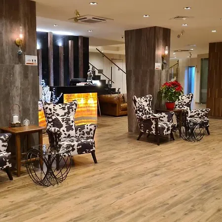 Apartmanica Double 101-12, With Ac, Big Terrace, St Ivan Rilski 4 Star Resort, 公寓 班斯科